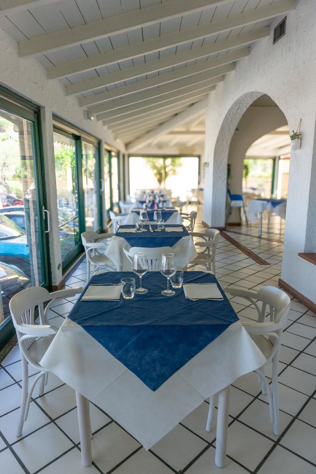 Hotel Il Perseo Chiessi Luaran gambar